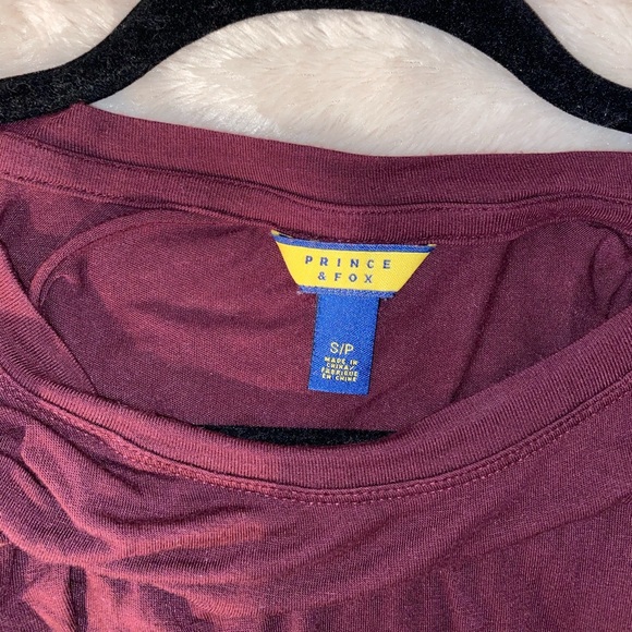 Aèropostale Cold Shoulder Top! - Picture 3 of 3